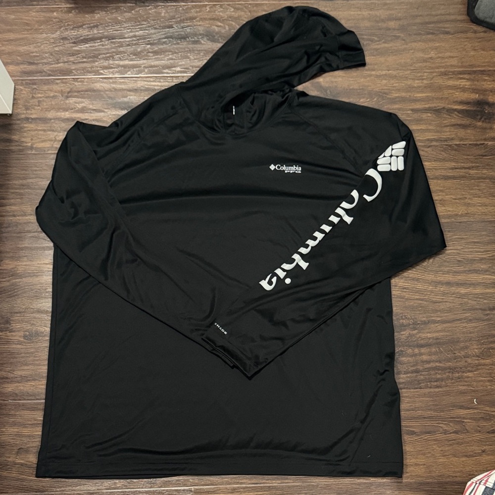Columbia Men's Black Hoodie with White Accents size 3X